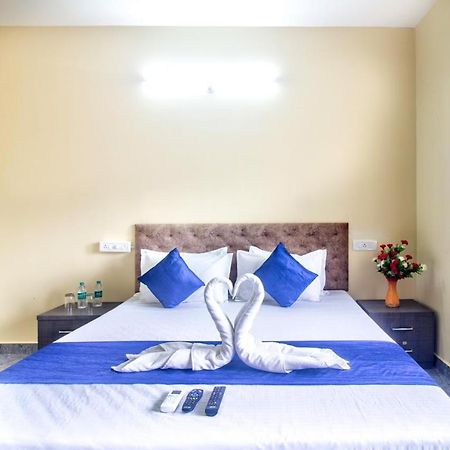 Calangute Studio Apartment Candolim Luaran gambar