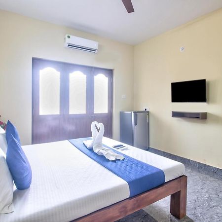 Calangute Studio Apartment Candolim Luaran gambar